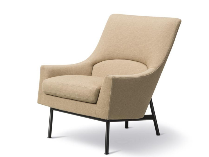 Fauteuil scandinave modèle A- Metal Base  6542. Edition neuve