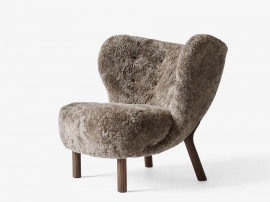 Little Petra VB1 lounge chair by Viggo Boesen. New edition