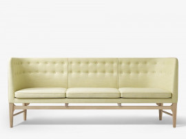 Mayor AJ5 Sofa 3 seat by Arne Jacobsen & Flemming Lassen. New edition