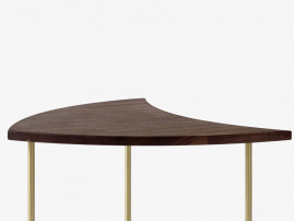 Pinwheel HM7 coffee or side table by Hvidt and Mølgaard. New edition. Oak