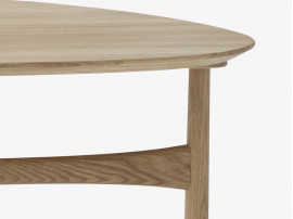 Table d'appoint scandinave pliante modèle Drop Leaf HM5. Edition neuve.