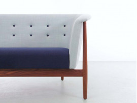 Vita sofa by Nanna Ditzel. 2 seat. New edition