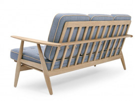 GE 240, sofa 3 seat. by Hans Wegner. New edition