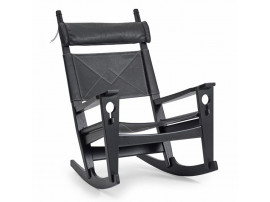 Fauteuil à bascule ou Rocking chair scandinave GE 673. Edition neuve