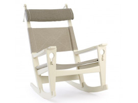 Fauteuil à bascule ou Rocking chair scandinave GE 673. Edition neuve