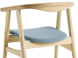 Chaise scandinave GE 525. Edition neuve. 