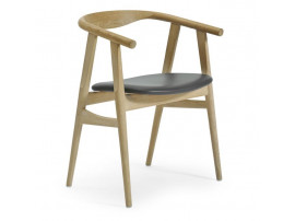 GE 525 chair by Hans Wegner. New edition