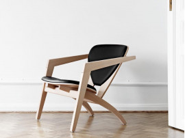 GE 460 Butterfly chair by Hans Wegner. New edition