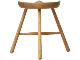 Tabouret scandinave Shoemaker Chair™ No. 49 en chêne. Nouvelle édition