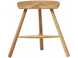 Tabouret scandinave Shoemaker Chair™ No. 49 en chêne. Nouvelle édition