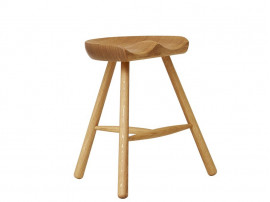 Tabouret scandinave Shoemaker Chair™ No. 49 en chêne. Nouvelle édition