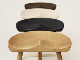 Tabouret scandinave Shoemaker Chair™ No. 49 en hêtre. Nouvelle édition