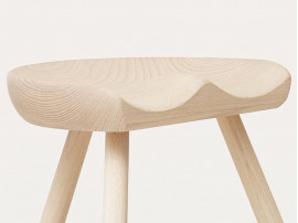 Tabouret scandinave Shoemaker Chair™ No. 49 en hêtre. Nouvelle édition