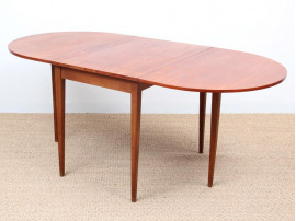 Mid-Century Modern Scandinavian dining table flap table in teak and oak for 2-6 seats