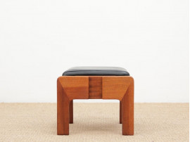 Mid-Century  modern paiot of teck stools