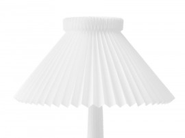 Lampe à poser scandinave   en porcelaine Esben Klint, 46 cm. Nouvelle édition