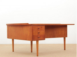 Mid-Century  modern scandinavian boomerang desk by Hovmand Olsen