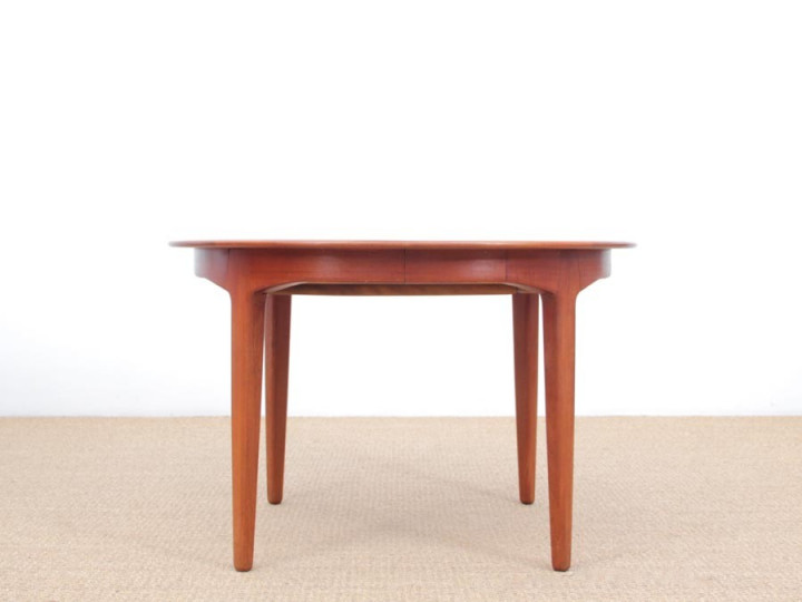 Table de repas scandinave ronde en teck, 4/12 pers