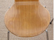 Mid-Century  modern  set of dining Hant chairs. 4 legs