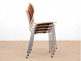 Mid-Century  modern  set of dining Hant chairs. 4 legs