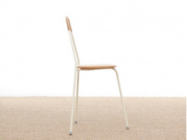 Tabouret scandinave tripode à poignée