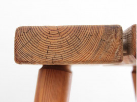 Tabouret scandinave en pin