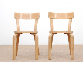 Mid-Century  modern scandinavian pair of chairs model 69  by Alva Aalto