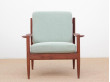 Paire de fauteuils scandinaves en teck