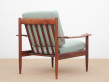 Mid-Century  modern scandinavian pair of lounge chairs in teak