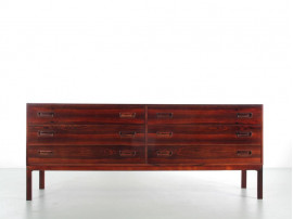 Mid-Century  modern scandinavian chest of drawer in Rio rosewood by Arne Wahl Iversen