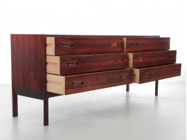 Mid-Century  modern scandinavian chest of drawer in Rio rosewood by Arne Wahl Iversen