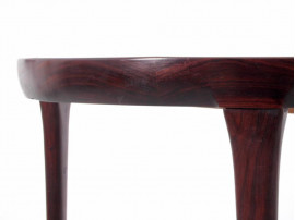 Mid-Century  modern scandinavian oval dining table in Rio rosewood by Kofod Larsen