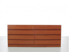 Mid-Century  modern scandinavian chest of drawer in teck by Arne Wahl Iversen