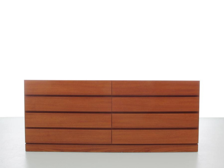 Mid-Century  modern scandinavian chest of drawer in teck by Arne Wahl Iversen