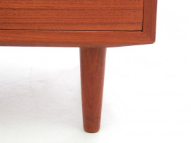 Mid-Century  modern scandinavian chest or drawer in teak by Poul Hundevad