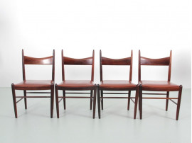 Suite de 4 chaises scandinaves en palissandre de Rio