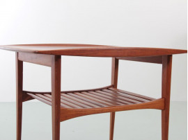 Mid-Century  modern side table in teak by Tove and Edvard Kindt-Larsen model FD 510