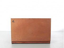 Mid-Century  modern  Scandinavian chest of drawers in Rio rosewood by Borge Mogensen