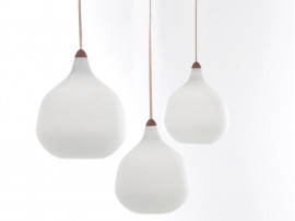 Suspension scandinave en teck et opale en teck et opale