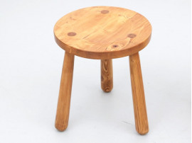 Mid-Century  modern scandinavian pair of tripode stools in pine