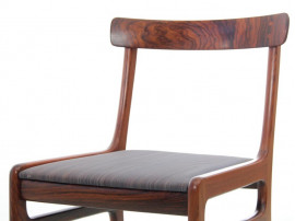 Mid-Century  modern scandinavian set of 6 chairs and 2 armchairs in Rio rosewood model Rungstelund by Ole Wanscher