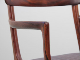 Mid-Century  modern scandinavian set of 6 chairs and 2 armchairs in Rio rosewood model Rungstelund by Ole Wanscher