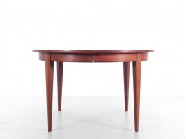 Mid-Century  modern scandinavian dining table in Rio rosewood with 3 extra leaves