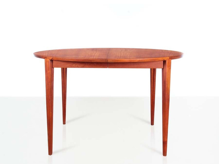 Mid-Century  modern scandinavian dining table in teak by Harry Rosengren Hansen