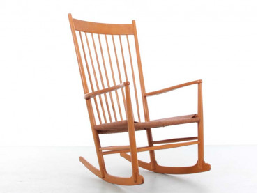 Rocking chair scandinave modèle J16, edition FDB