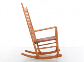 Mid-Century  modern scandinavian rocking chair model J16 by Hans Wegner for FDB