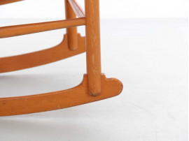 Rocking chair scandinave modèle J16, edition FDB