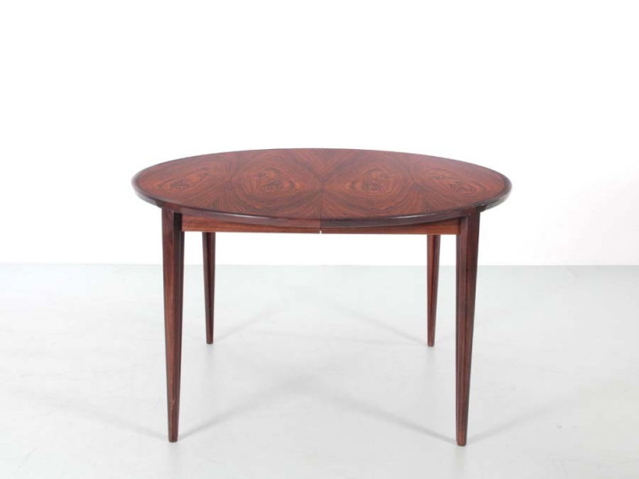 Mid-Century Modern dining table by Harry Rosengren Hansen for Brande Møbelindustri in Rio rosewood.