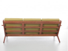 Mid-Century  modern scandinavian 3 seat sofa model GE 290 in teak by Hans Wegner