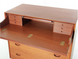 Mid-Century modern scandinavian  commode  dressing table in solid teak by Peter Hvidt et Orla Mølgaard Nielsen